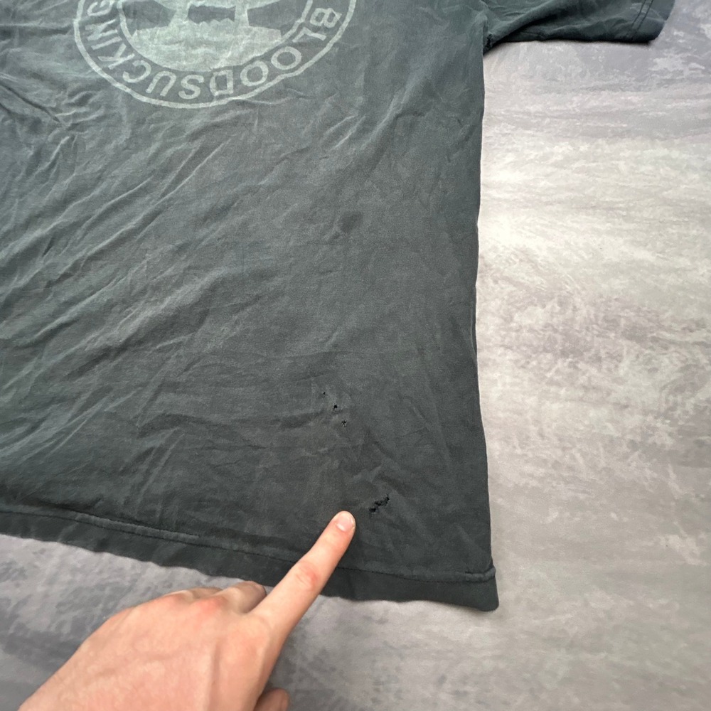 Vintage Toy Machine Bloodsucking Skateboard Co Pocket T-Shirt Faded Black Y2K - Picture 5 of 9